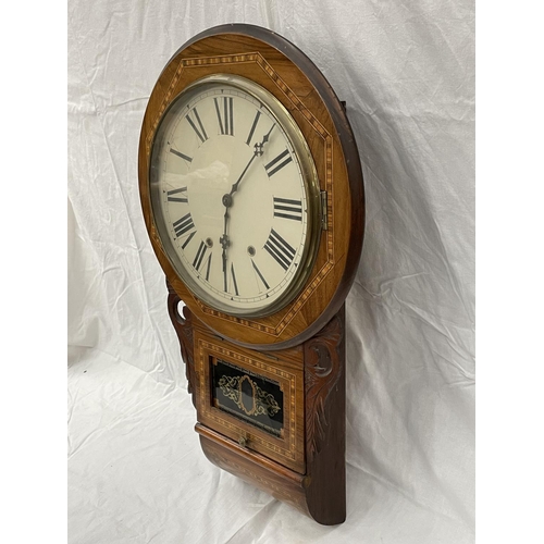 32 - A JEROME AND CO SUPERIOR 8 DAY ANGLO AMERICAN CLOCK WITH INLAID DECORATION