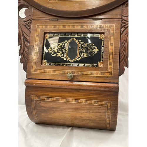 32 - A JEROME AND CO SUPERIOR 8 DAY ANGLO AMERICAN CLOCK WITH INLAID DECORATION