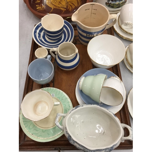 91 - A QUANTITY OF CHINA AND CERAMIC ITEMS TO INCLUDE CHINA CUPS, SAUCERS, PLATES, BLUE AND WHITE POTTERY... 