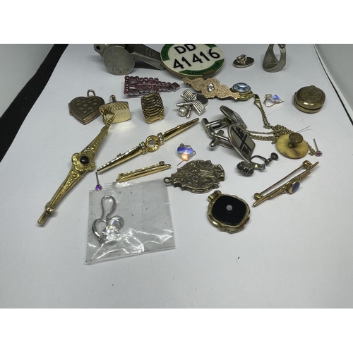 90A - VARIOUS MISCELLANEOUS ITEMS TO INCLUDE BROOCHES, BADGES, WHISTLE, RINGS ETC