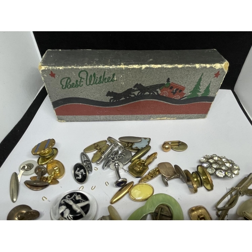 92A - VARIOUS ITEMS TO INCLUDE CUFFLINKS, BROOCHES, TIE PINS ETC