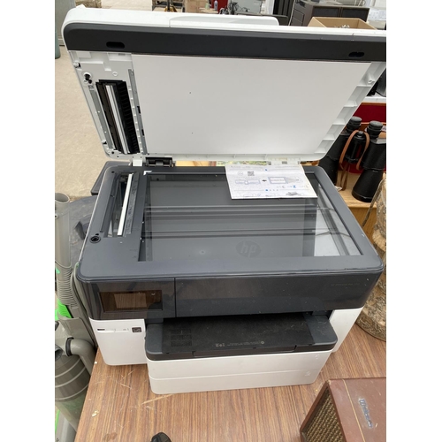 1989 - A HP OFFICEJET PRO7740 PRINTER COPIER