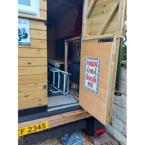 174 - A SHEPHERD'S HUT ON A MASSEY FERGUSON TIPPER TRAILER CHASSIS FULLY LINED WITH STOVE SINK TOILET SING... 