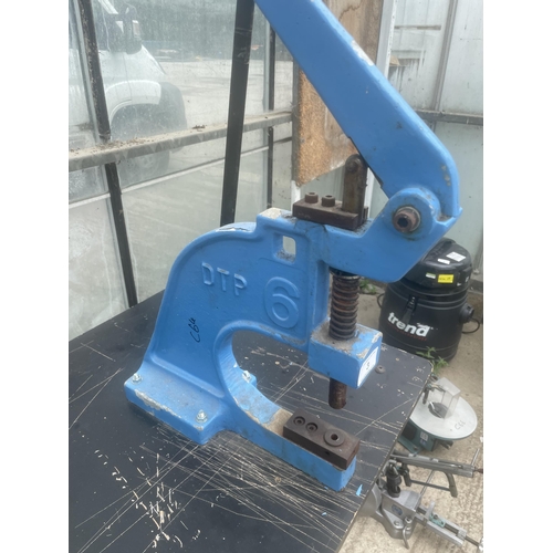 3 - A DTP6 RIVET PRESS NO VAT