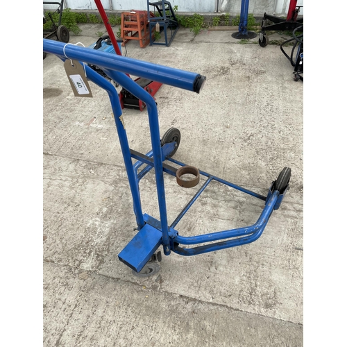 40 - OIL DRUM TROLLEY NO VAT