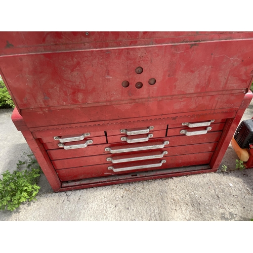 61 - TOOLBOX & CONTENTS NO VAT