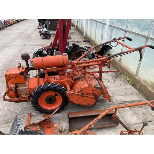 115 A - CEMENT MIXER WITH 13AMP POWER POINT WORKS WELL GOOD BEARINGS NO VAT