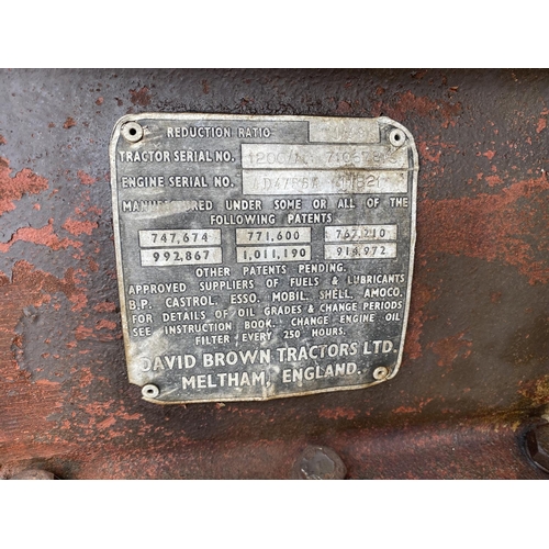 161 - DAVID BROWN 1200 SELECTAMATIC TRACTOR IT WAS DRIVEN OFF A LOW LOADER THE VENDOR SAYS IT RUNS WELL NO... 