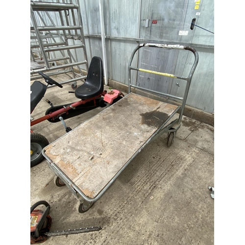 380 - 4 WHEEL TROLLEY  NO VAT