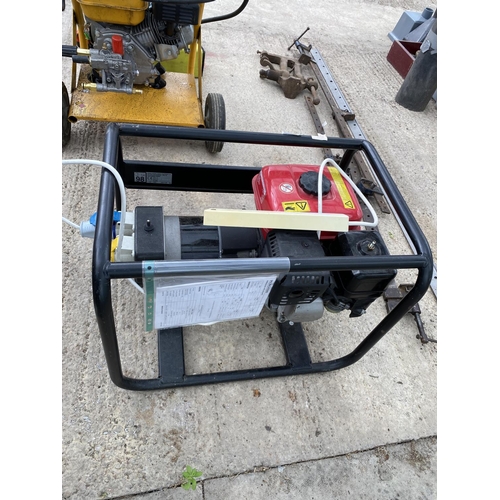 82 - HONDA EC2200 GENERATOR WITH OWNERS MANUAL WORKING ORDER NO VAT