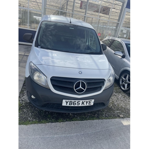 160 - MERCEDES CITAN YB65 KYE FIRST REG 24/11/15 MOT 14/12/22 98771 HOURS TWO KEYS + VAT WHILST ALL DESCRI... 