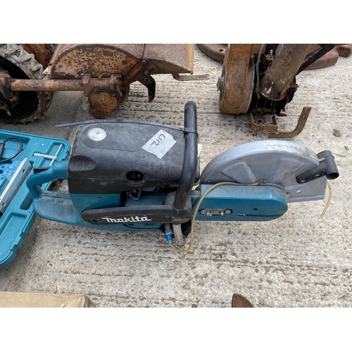 873 - MAKITA PETROL SAW  +  VAT