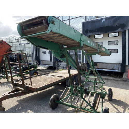 258 - LISTER BALE ELEVATOR WITH EXTENSION  NO VAT