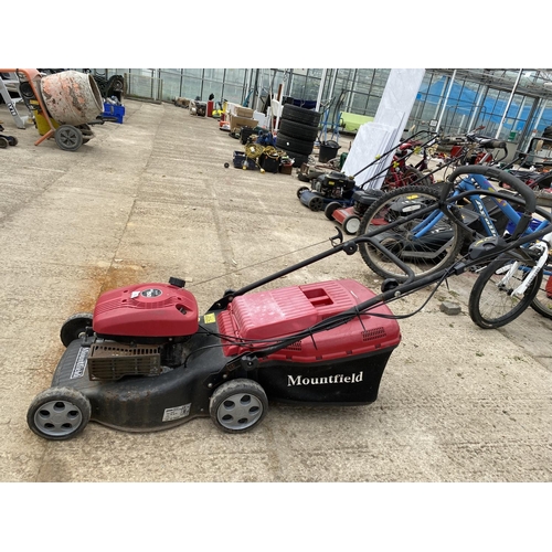 422 - MOUNTFIELD LAWNMOWER WITH HONDA ENGINE  NO VAT