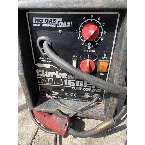 458 - CLARKE MIG 160 EN TURBO WELDER  NO  VAT