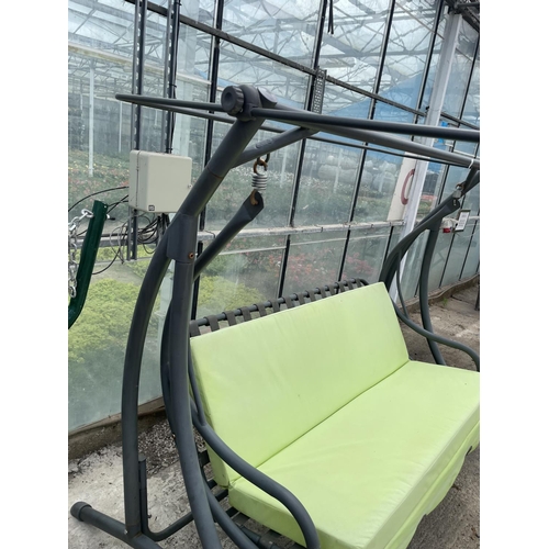 639 - SEAT SWING X 1  NO VAT