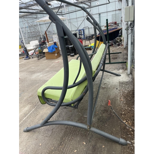 639 - SEAT SWING X 1  NO VAT