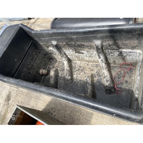 679 - PLASTIC WATER TROUGH  NO VAT