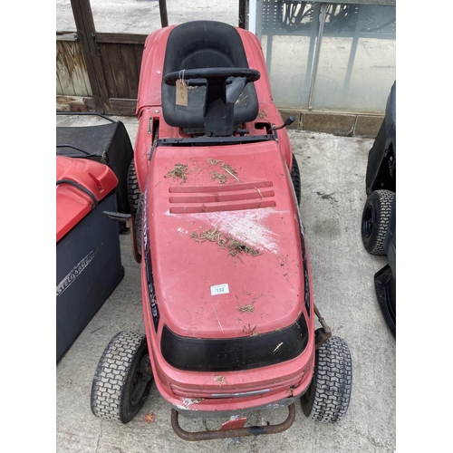 132 - HONDA 2213 HYDROSTATIC MOWER WITH TWO GRASS BOXES  NO  VAT