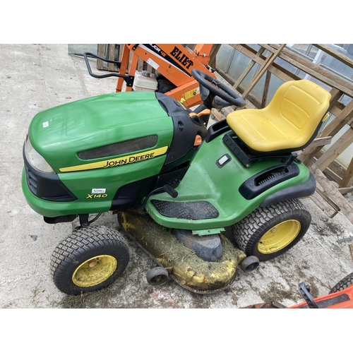 135 - JOHN DEERE X140 RIDE ON MOWER + VAT