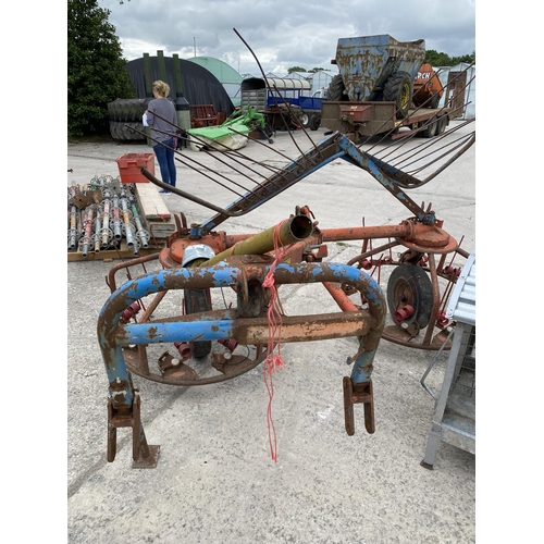 254B - LELY HAY BOB PTO IN THE PAY OFFICE + VAT