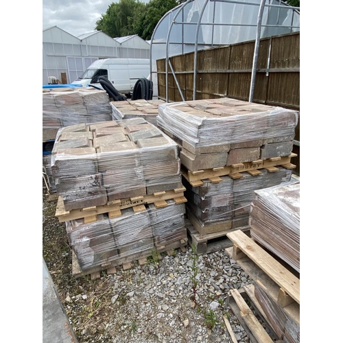 350C - 4 PALLETS OF FLOOR BLOCKS (APPROX 242)  + VAT