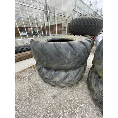 307 - 4 TYRES 480/80 R26 + VAT