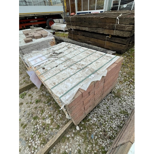 322 - PALLET OF BARLEY PAVING  + VAT