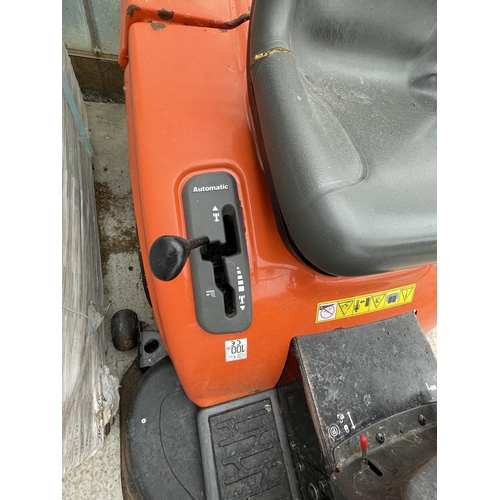 140 - HUSQVARNA CTH 210XP  LA RIDE ON MOWER NO VAT