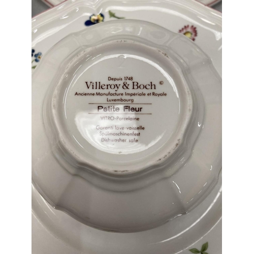 12 - A COLLECTION OF VILLEROY AND BOCH DINNERWARE TO INCLUDE DINNER PLATES, SIDE PLATES, CAKE PLATES, LAR... 