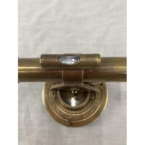 24 - A BRASS MINIATURE TELESCOPE AND COMPASS - HEIGHT 10CM, WIDTH 9CM