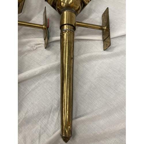 27 - A PAIR OF VINTAGE BRASS COACHING LAMPS - NOW CONVERTED TO ELECTRICITY, THE GLASS DECORATED WITH BRAS... 
