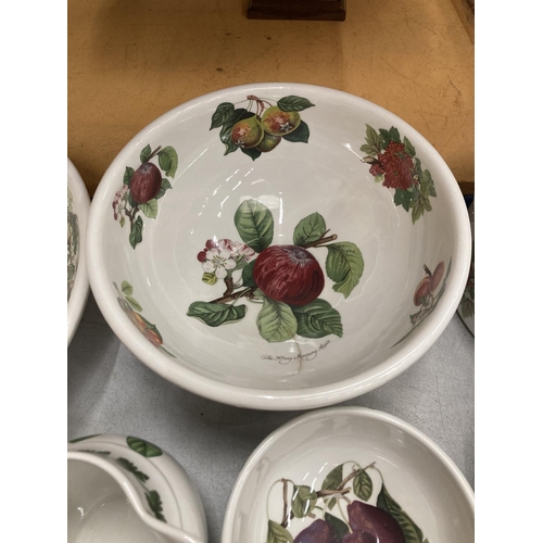 30 - A LARGE QUANTITY OF PORTMEIRION 'POMONA' CERAMICS TO INCLUDE DINNER AND SIDE PLATES, DESSERT BOWLS, ... 