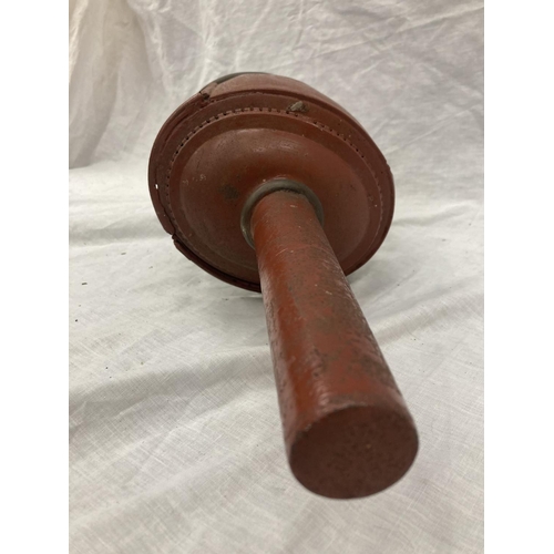 34 - A VINTAGE COACHING LAMP WITH BEVELLED GLASS - MISSING ONE GLASS PANEL HEIGHT APPROX 52CM