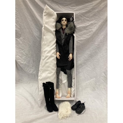 32 - A HIGHLY DETAILED GOTHIC STYLE DOLL IN THE ORIGINAL BOX WITH ACCESORIES BY DOLLZONE - HEIGHT APPROX ... 