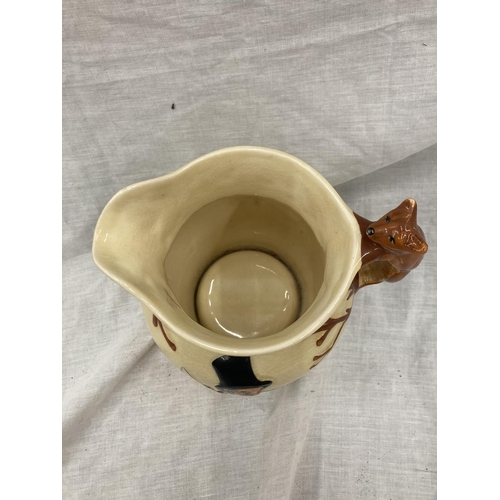 9 - A CROWN DEVON FIELDINGS MUSICAL JOHN PEEL JUG WITH FOX HANDLE