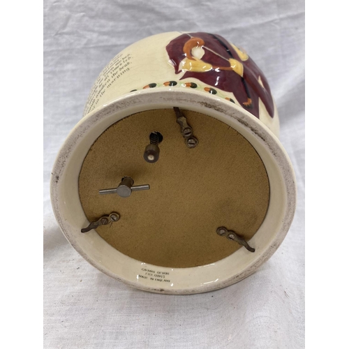 9 - A CROWN DEVON FIELDINGS MUSICAL JOHN PEEL JUG WITH FOX HANDLE