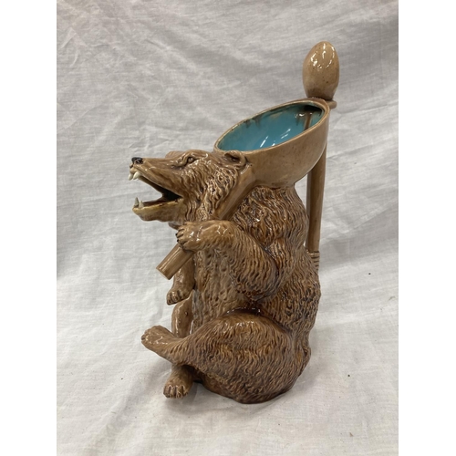 19 - A VICTORIAN MAJOLICA BEAR JUG HEIGHT 30CM