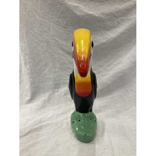 38 - A LARGE 'GUINNESS' TOUCAN HEIGHT APPROX 41CM