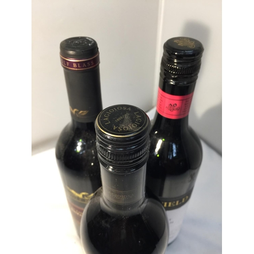 384 - A MIXED SELECTION OF RED WINES TO INCLUDE ROSSO MERIDIANA LAGIOIOSA ESTAMOROSA BEING A PRODUCT OF IT... 