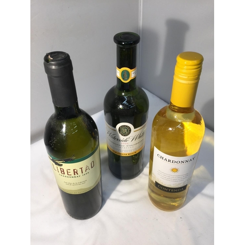 388 - A NICE SELECTION OF WHITE CHARDONNAY WINES INCLUDINGA SOUTH AFRICAN WATERSIDE WHITE 2000 CHARDONNAY ... 