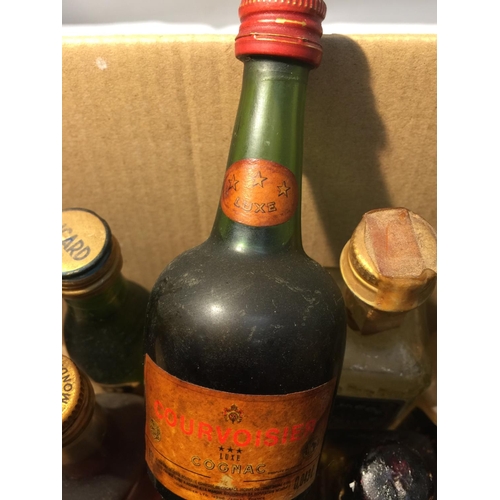 399 - A MIXED LOT OF MINIATURES TO INCLUDE VARIOUS COGNAC'S, WHISKEY'S AND LIQUER'S SUCH AS IRISH MIST, BO... 