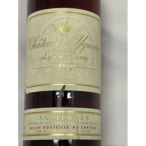 319 - A BOTTLE OF CHATEAU D' YQUEM 1989 SAUTERNES. CHÂTEAU D’YQUEM IS A PREMIER CRU SUPÉRIEUR CLASSÉ PROPE... 