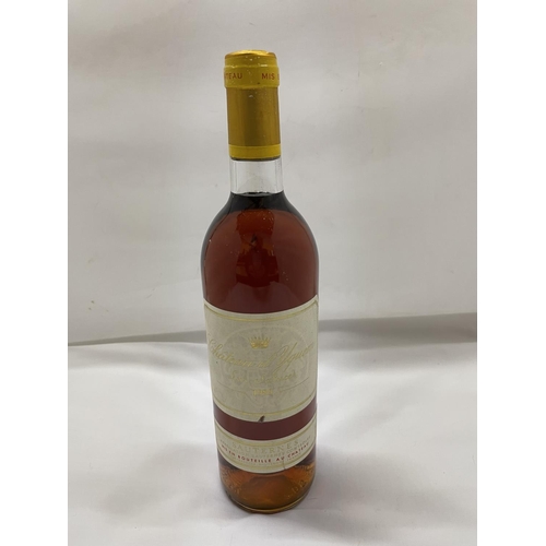 327 - A BOTTLE OF CHATEAU D' YQUEM 1989 SAUTERNES. CHÂTEAU D’YQUEM IS A PREMIER CRU SUPÉRIEUR CLASSÉ PROPE... 