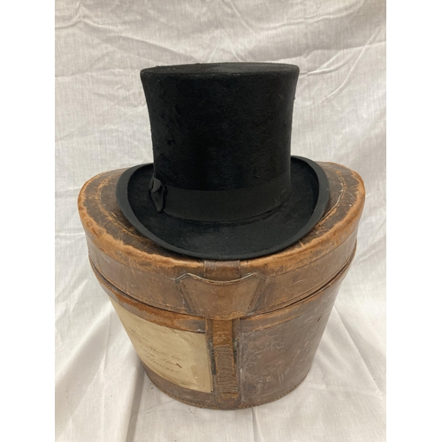 14 - A VINTAGE SPECIAL QUALITY TOP HAT IN A HERBERT JOHNSON NEW BOND STREET LONDON LEATHER TRAVEL BOX WIT... 