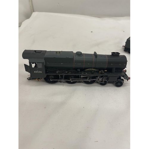 102 - A HORNBY LOCOMOTIVE AND TENDER 'PRIVATE W WOOD VC' TRAIN NUMBER 45536