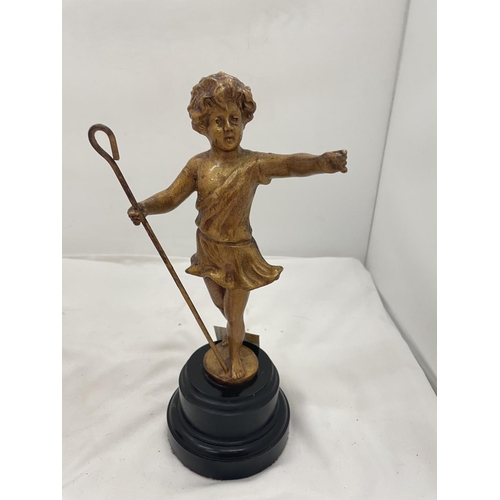 110 - TWO METAL FIGURES OF CLASSICAL CHILDREN ON WOODEN PLINTHS HEIGHT 28CM