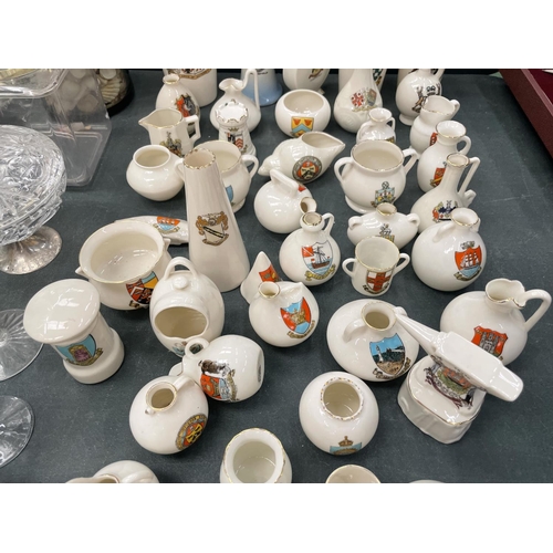 121 - A LARGE QUANTITY OF W. H. GOSS CRESTED WARE MINIATURES