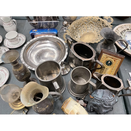 128 - A QUANTITY OF SILVER PLATE AND PEWTER ITEMS TO INCLUDE TEA POTS, TANKARDS, BOWLS, JUGS, ETC