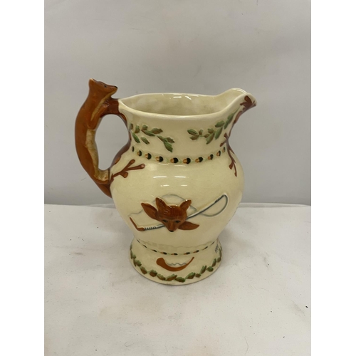 151 - A CROWN DEVON FIELDINGS MUSICAL JOHN PEEL JUG WITH FOX HANDLE